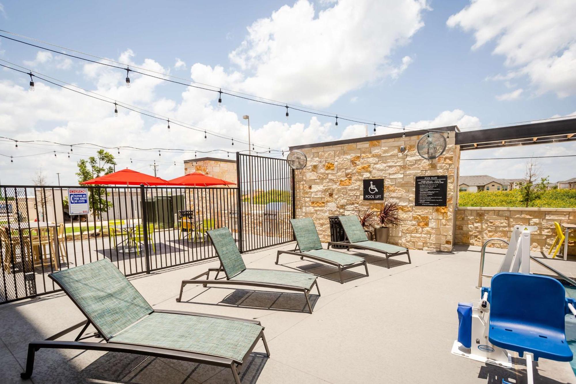Home2 Suites By Hilton Pflugerville, Tx Exterior foto